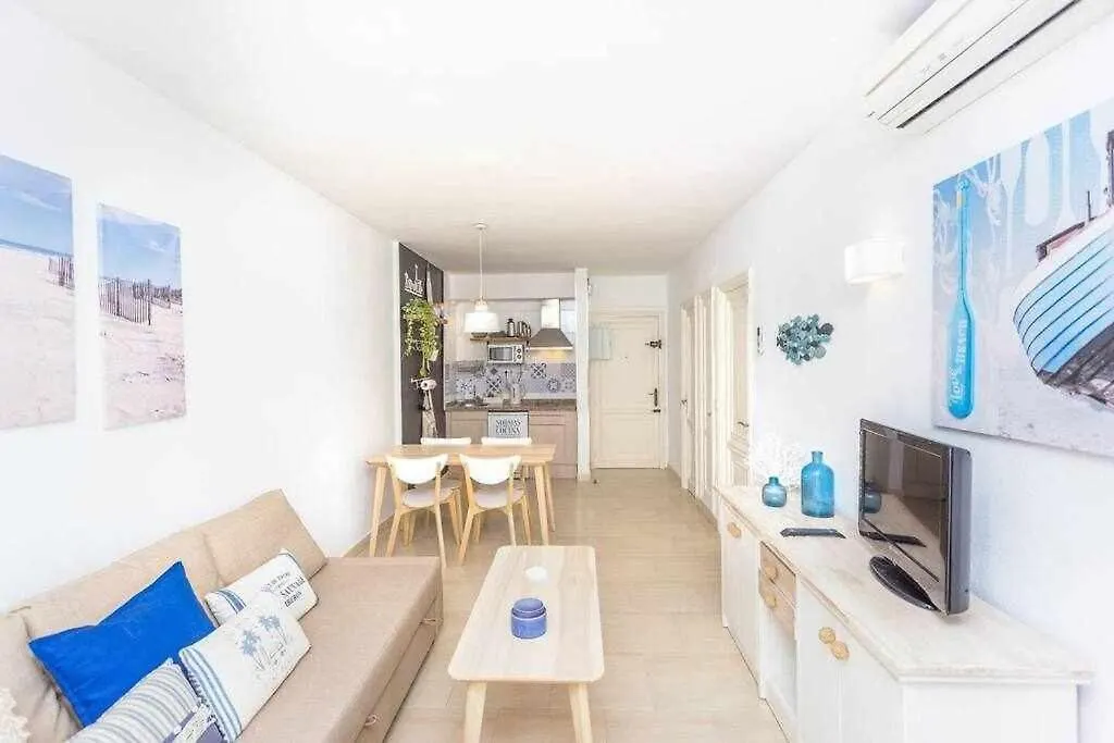 フエンヒロラPrecioso Apartamento Frente Al Mar Con Piscinaアパートメント フエンヒロラ