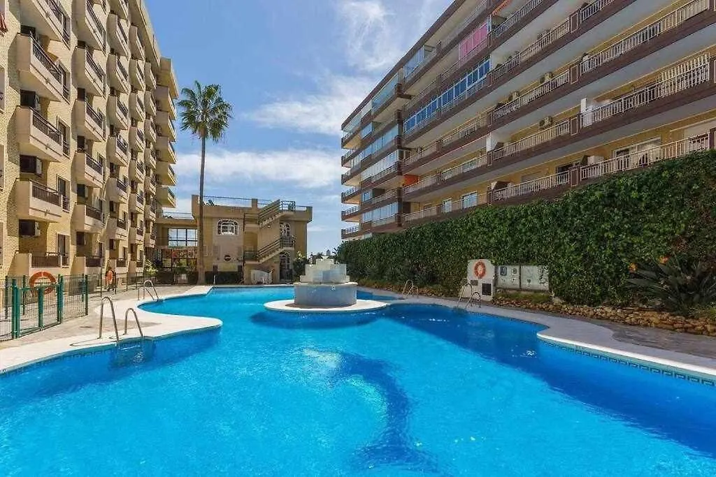 アパート フエンヒロラPrecioso Apartamento Frente Al Mar Con Piscinaアパートメント